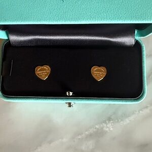 Tiffany & Co. Return to Tiffany Mini Heart Stud Earrings 18K Gold New Full Set
